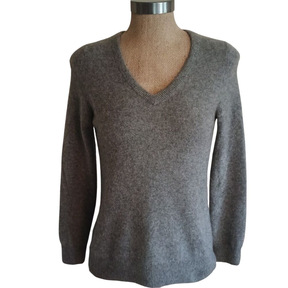 Only Mine Sweater Womens Sz S 2-Ply 100% Cashmere Long Sleeve V-Neck Light Gray
